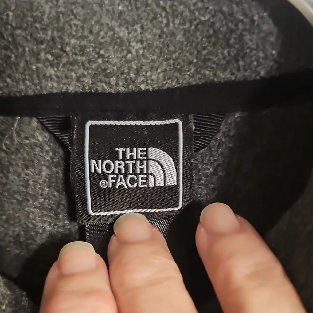 The North Face Boys Charcoal and Black Fleece Jacket